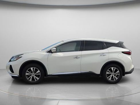 Used 2019 Nissan Murano S FWD image 3