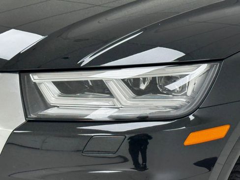 Used 2019 Audi Q5 2.0T Premium Plus w/ Premium Plus Package image 32