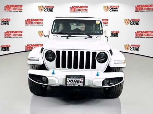 Used 2023 Jeep Wrangler Unlimited Sahara image 13