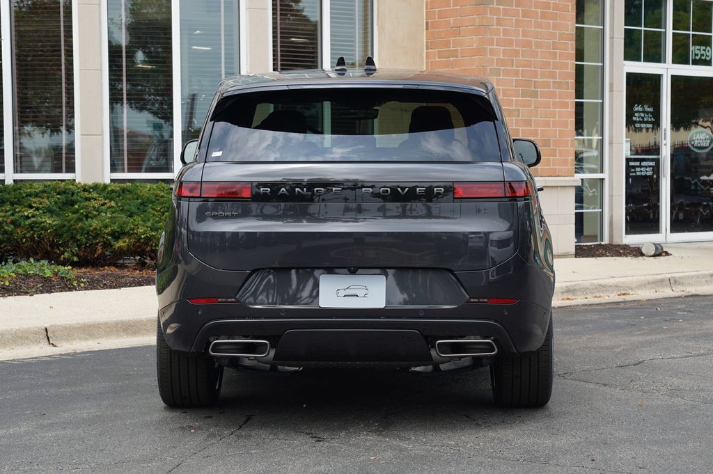 New 2026 Land Rover Range Rover Sport Dynamic SE AWD/4WD image 5