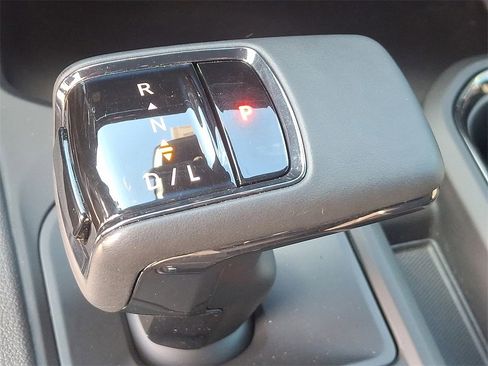 Used 2023 GMC Sierra 1500 AT4 w/ AT4 Premium Package image 14