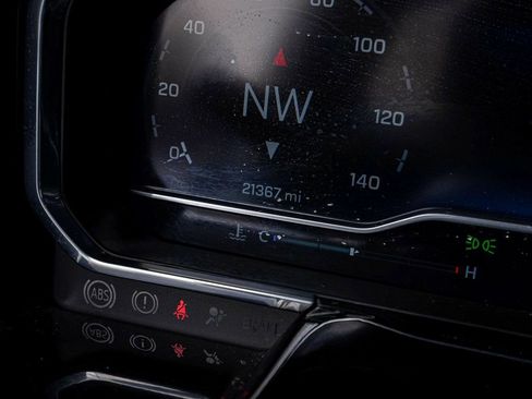 Used 2024 Chevrolet Silverado 1500 LT image 18