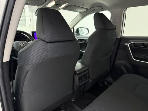 Used 2023 Toyota RAV4 LE FWD image 29