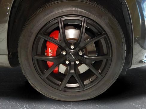 Used 2021 Jeep Grand Cherokee SRT image 3