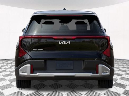 New 2027 Kia Seltos LX FWD image 18
