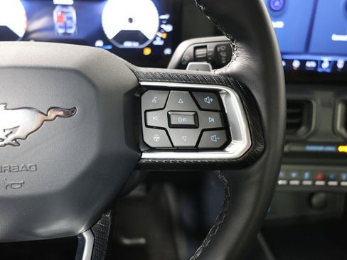 Used 2025 Ford Mustang GT RWD image 19