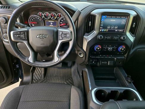 Used 2021 Chevrolet Silverado 1500 LT Trail Boss AWD/4WD image 13