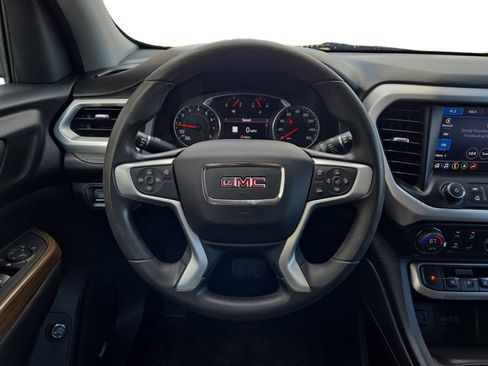 Used 2023 GMC Acadia SLE w/ Driver Convenience Package FWD image 22