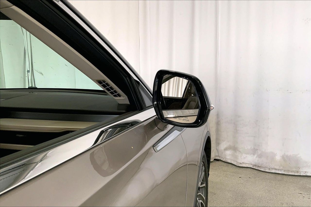 Used 2021 Lincoln Aviator 2WD image 11