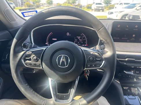 Used 2024 Acura MDX SH-AWD w/ Technology Package image 11