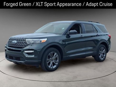 Used 2023 Ford Explorer XLT w/ Equipment Group 202A AWD/4WD image 1