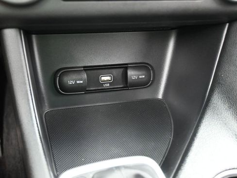 Used 2022 Kia Sportage LX image 22