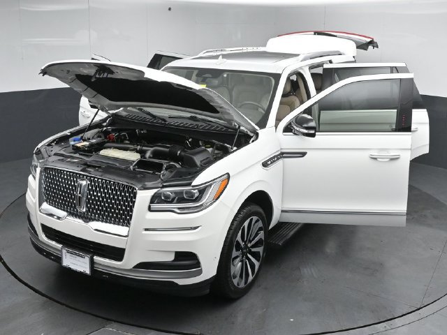 Certified 2023 Lincoln Navigator Reserve RWD image 58