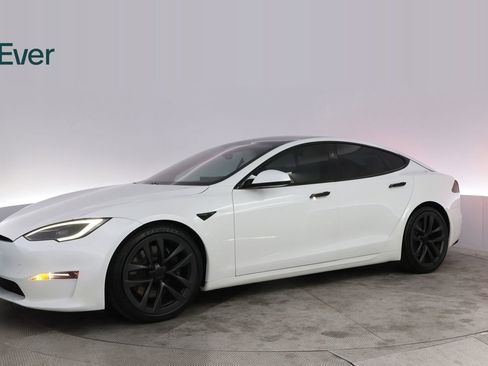 Used 2023 Tesla Model S Standard Range AWD/4WD image 18