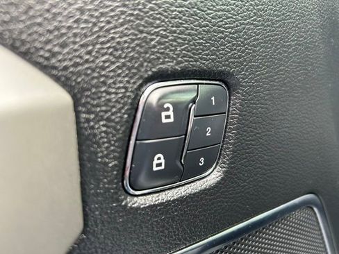 Used 2018 Ford F150 Lariat w/ Equipment Group 502A Luxury image 37