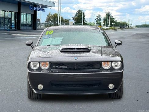 Used 2010 Dodge Challenger R/T w/ Mopar 10 Pkg image 14