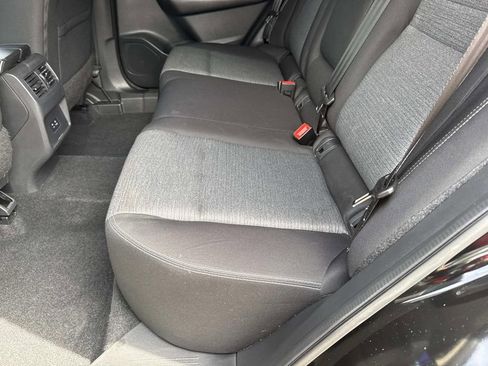 Used 2021 Nissan Rogue SV FWD image 16