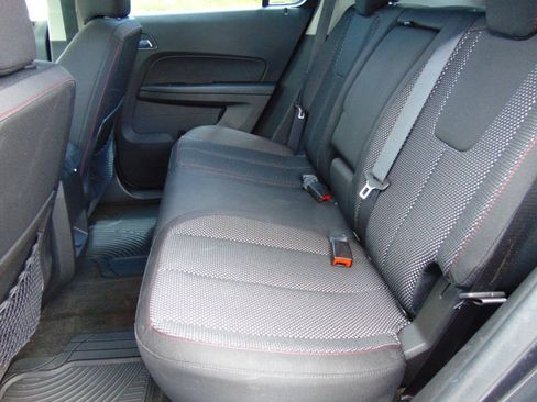 Used 2017 Chevrolet Equinox LS FWD image 9