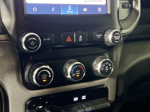 Used 2024 RAM 2500 Tradesman w/ Chrome Appearance Group AWD/4WD image 26