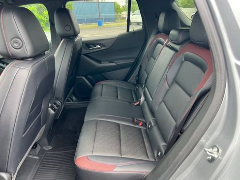 New 2026 Chevrolet Equinox RS w/ Convenience Package III AWD/4WD image 5