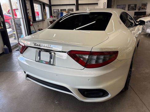 Used 2018 Maserati GranTurismo Sport image 11