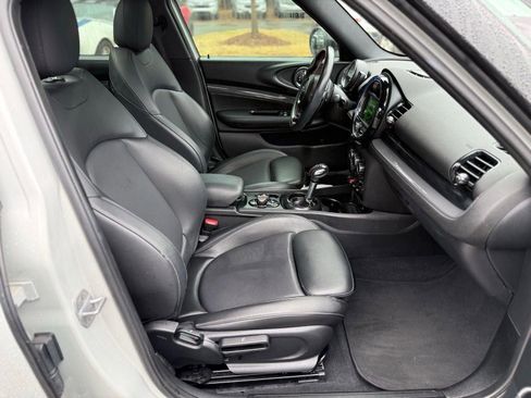 Used 2019 MINI Cooper Clubman S w/ Storage Package image 23