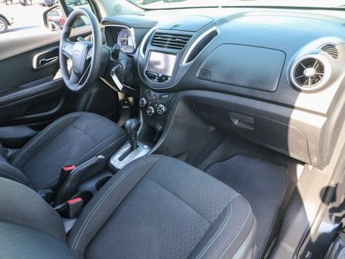 Used 2015 Chevrolet Trax LS image 21