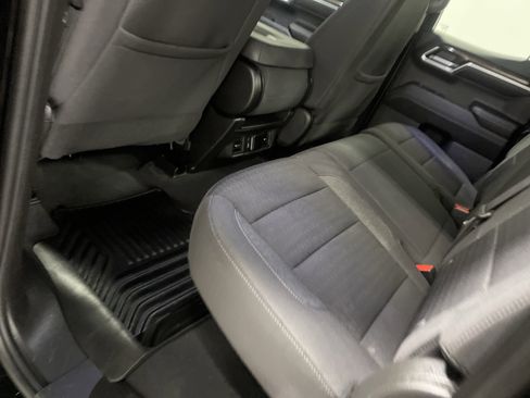 Used 2023 GMC Sierra 1500 Elevation image 17