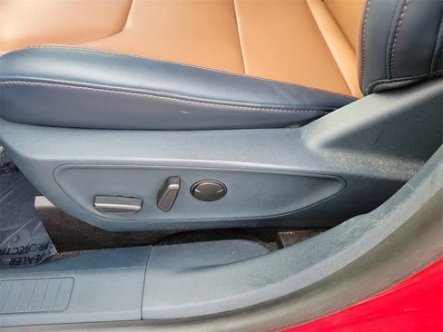 Used 2022 Ford Maverick Lariat w/ Lariat Luxury Package image 19