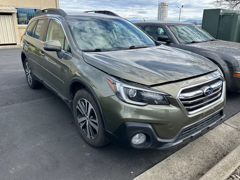 Used 2019 Subaru Outback 3.6R Limited image 2