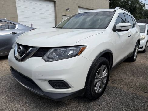 Used 2016 Nissan Rogue SV FWD image 3