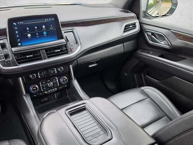 Used 2023 Chevrolet Suburban Z71 w/ Luxury Package AWD/4WD image 21