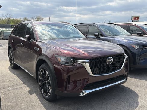New 2026 MAZDA CX-90 Plug-In Hybrid w/ Premium Plus AWD/4WD image 2