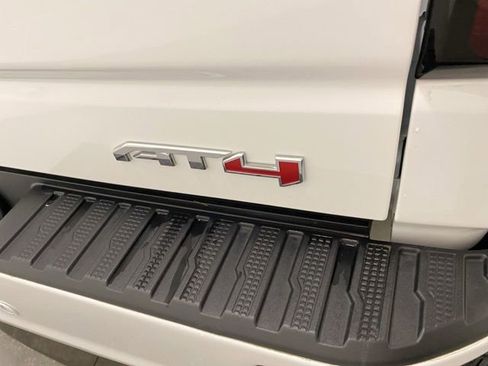 Used 2024 GMC Sierra 1500 AT4 w/ AT4 Preferred Package image 31