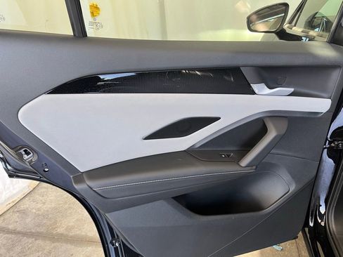 New 2025 Volkswagen Tiguan SE R-Line image 20