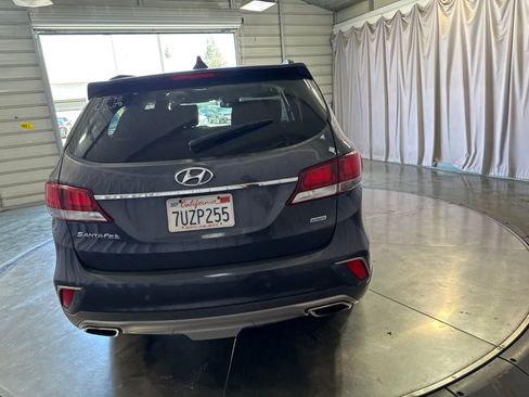 Used 2017 Hyundai Santa Fe FWD image 6
