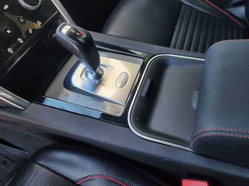 Used 2020 Land Rover Discovery Sport S R-Dynamic image 19