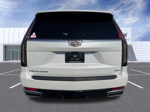 Certified 2023 Cadillac Escalade ESV Premium Luxury AWD/4WD image 10