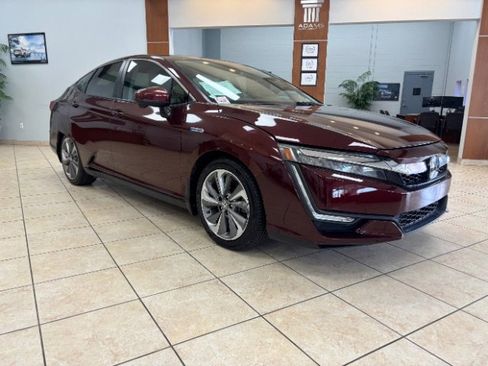 Used 2018 Honda Clarity Plug-In Hybrid image 1