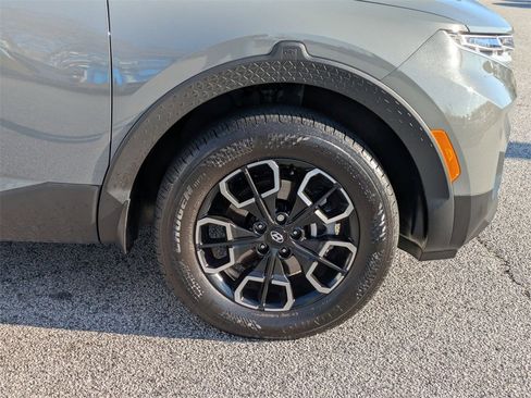 Used 2024 Hyundai Santa Cruz SEL w/ Activity Package image 11