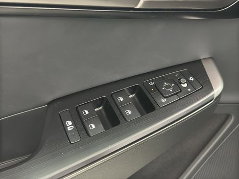 New 2025 Kia EV6 Wind image 18