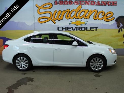 Used 2017 Buick Verano FWD image 1