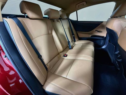 Used 2023 Lexus ES 300h w/ Premium Package FWD image 28