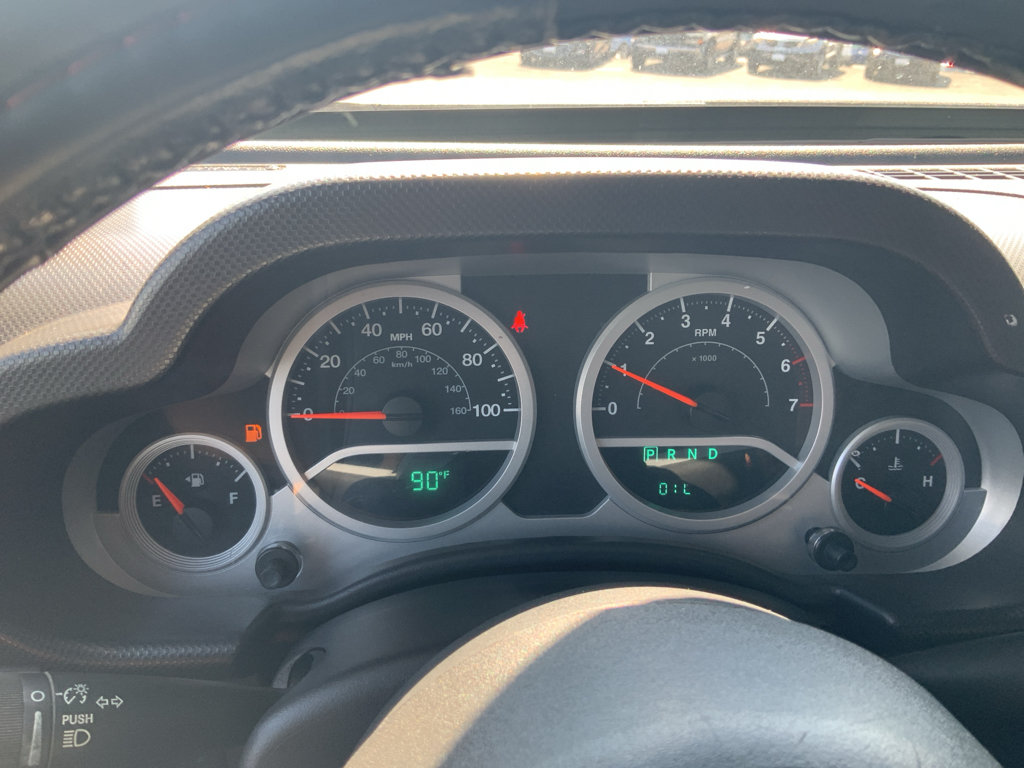Used 2008 Jeep Wrangler Unlimited Sahara w/ Dual Top Group AWD/4WD image 12