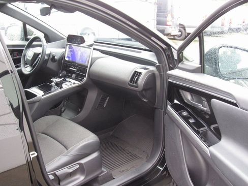 Used 2024 Toyota bZ4X XLE w/ Weather Package image 18