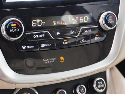 Used 2017 Nissan Murano Platinum image 15