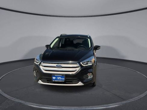 Certified 2019 Ford Escape Titanium AWD/4WD image 3