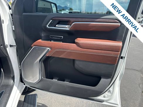 Used 2024 GMC Sierra 1500 Denali Ultimate AWD/4WD image 10