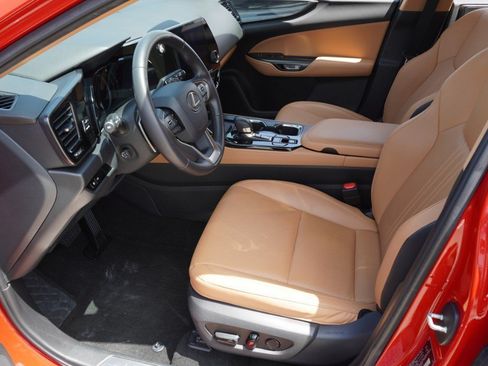 Certified 2024 Lexus NX 250 FWD image 13