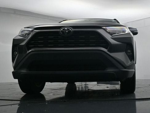 Used 2021 Toyota RAV4 XLE AWD/4WD image 29